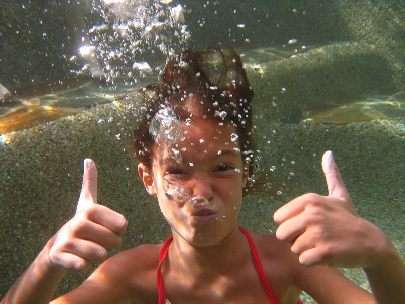 030409 Cairns piscina 030