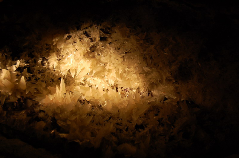 030709 Table Lands Crystal Cave 028