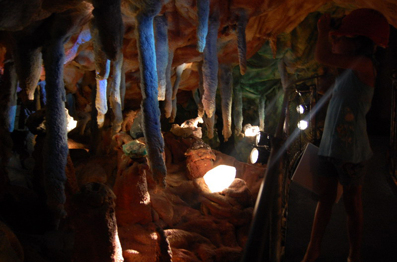 030709 Table Lands Crystal Cave 035