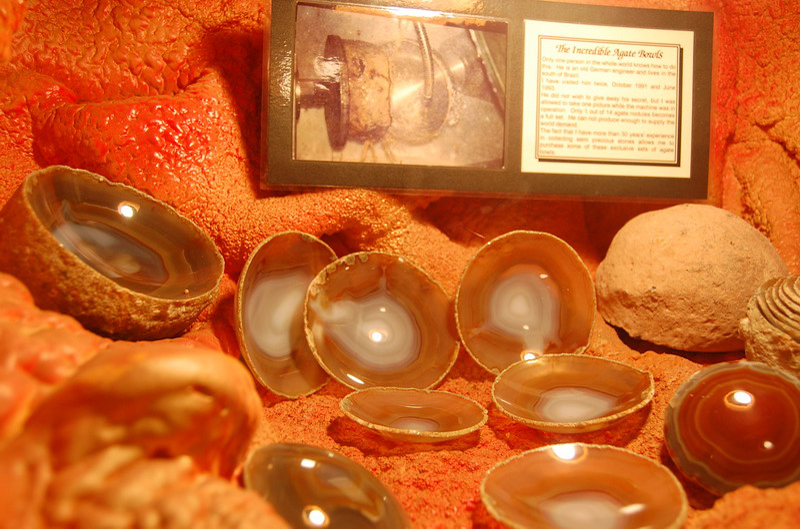 030709 Table Lands Crystal Cave 040