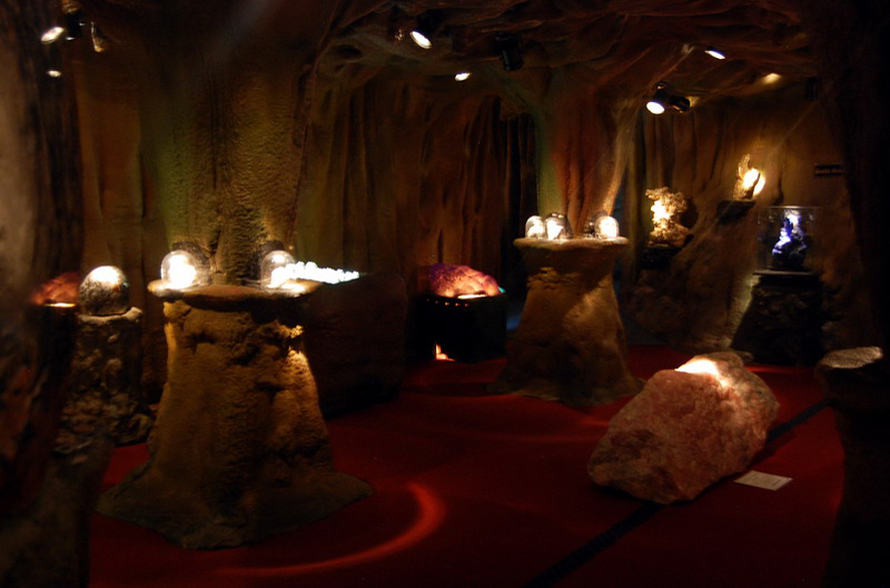 030709 Table Lands Crystal Cave 063