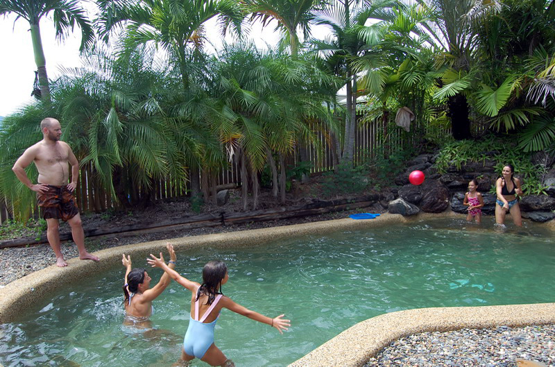 031109 Cairns lavado coche 8x6 007