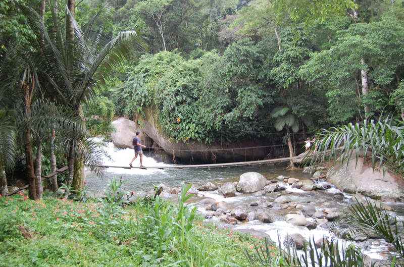 012109 Paraty pueblo y cataratas 8x6 034