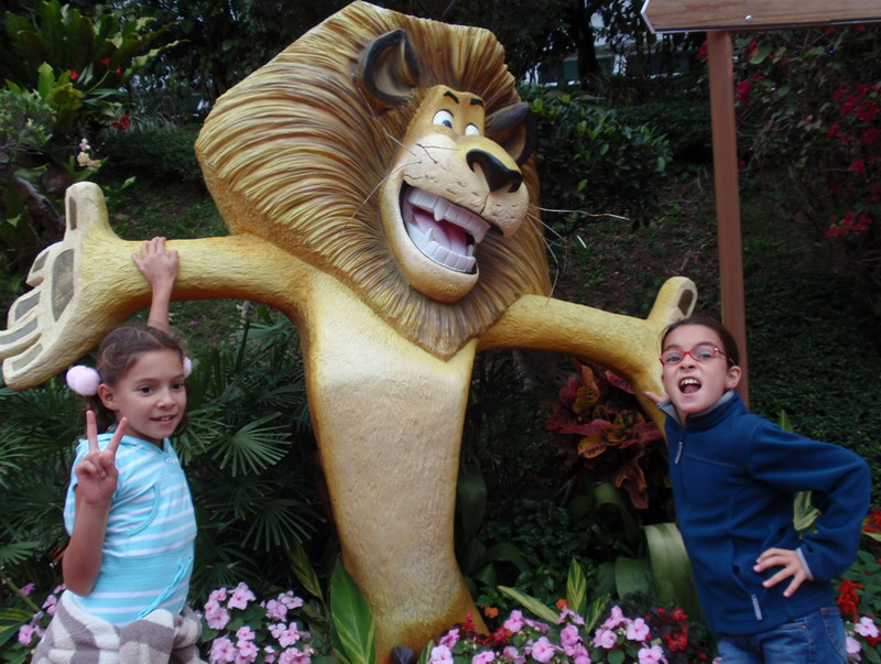 033009 HK Ocean Park 090