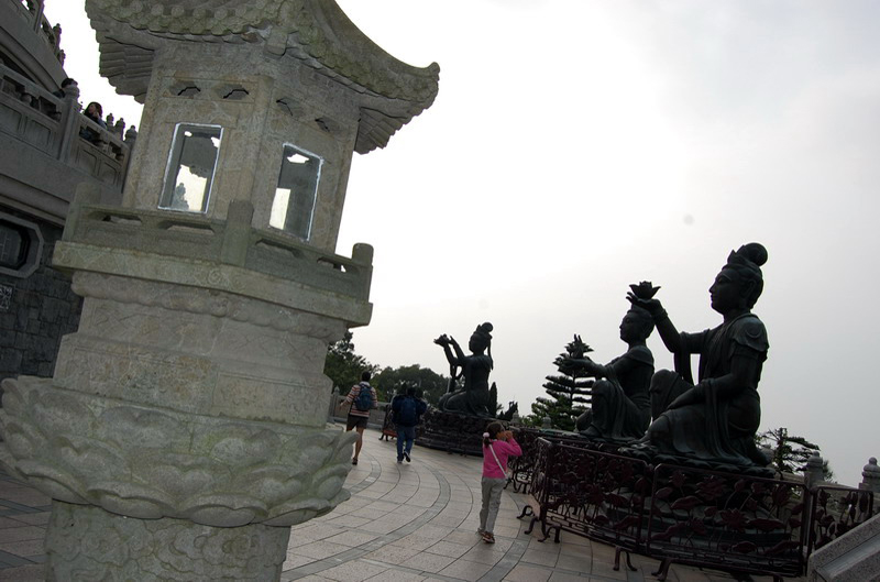 033109 HK Budda + Luces 016