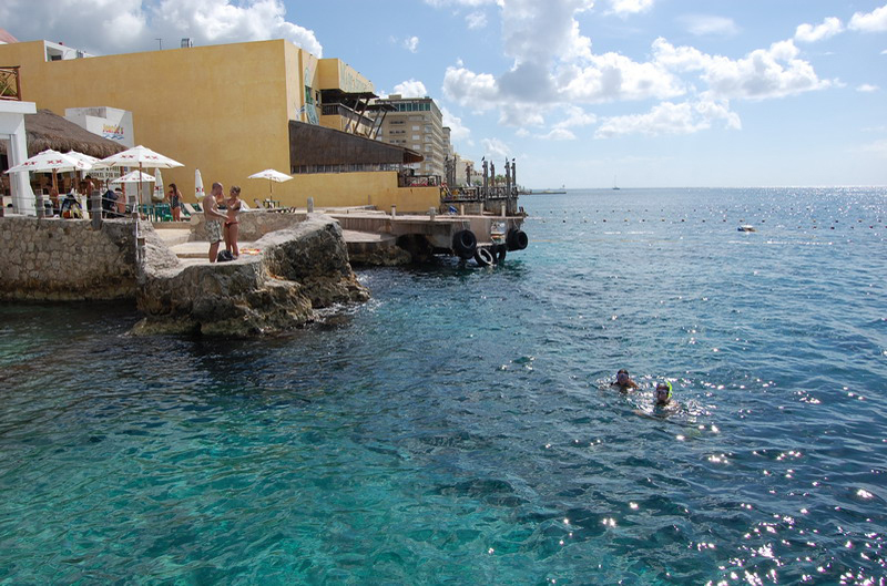 En Cozumel 8x6 023
