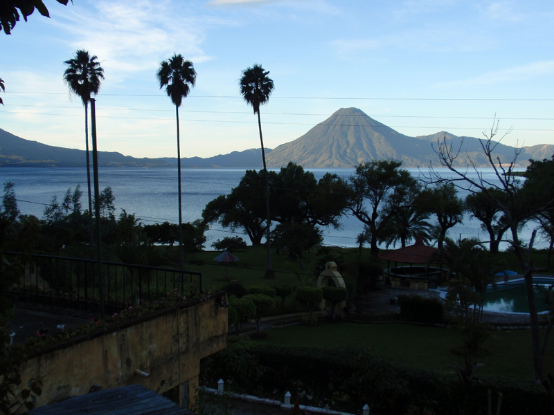 Lago Atitlán 270028