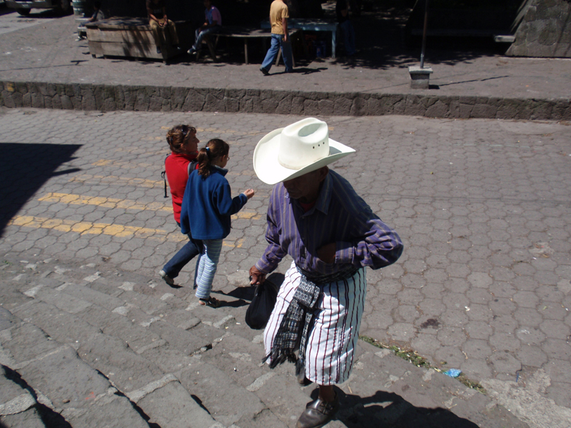 Lago Atitlán 270044