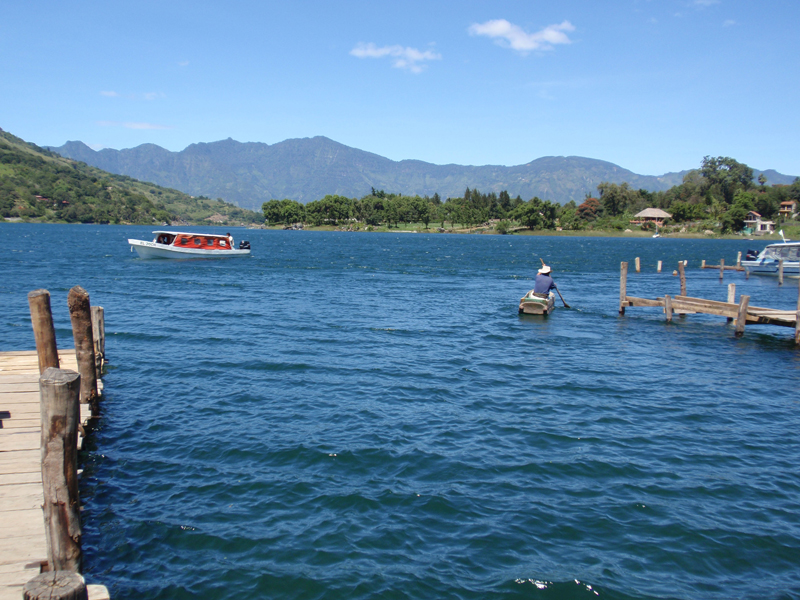 Lago Atitlán 270051