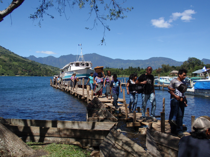 Lago Atitlán 270055
