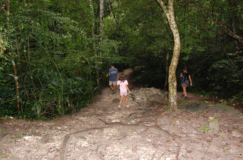 En Tikal y Flores 044