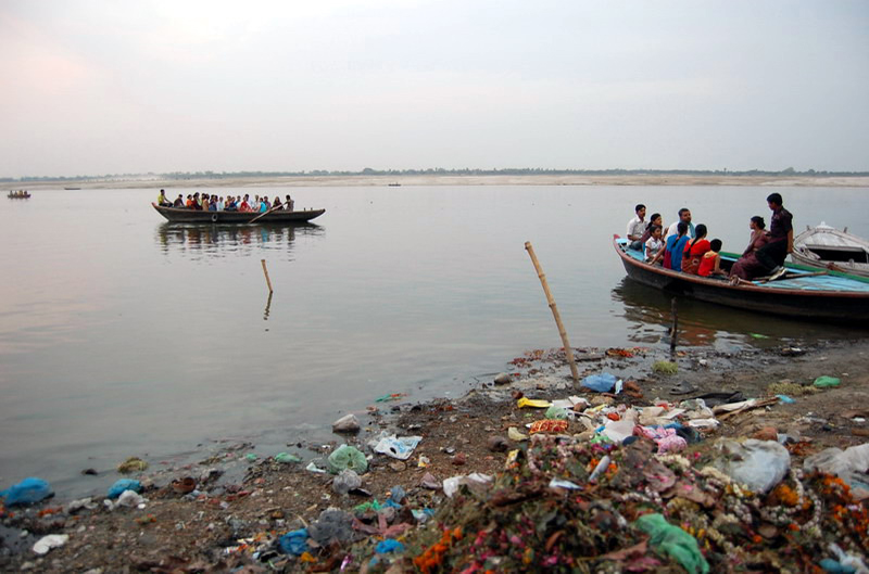 040709 Varanasi 1 8x6 017