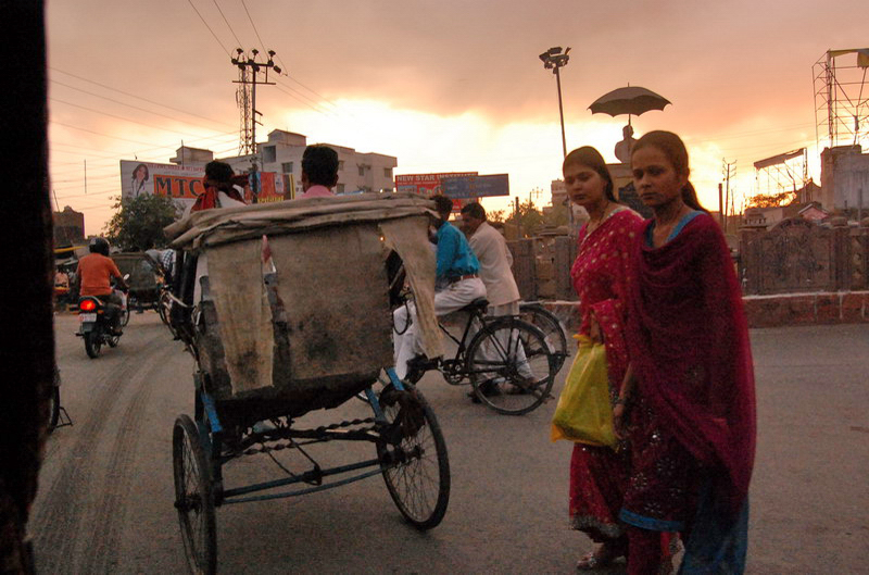 040809 Varanasi 2 8x6 011