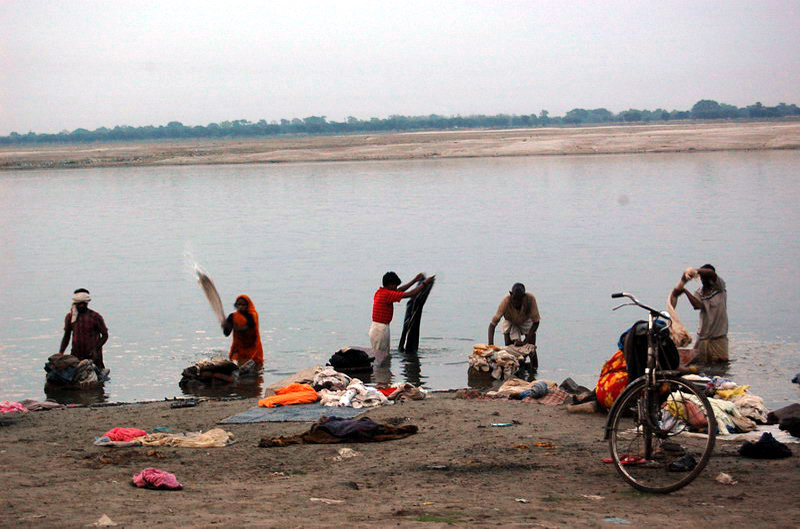 040909 Varanasi 3 8x6 001