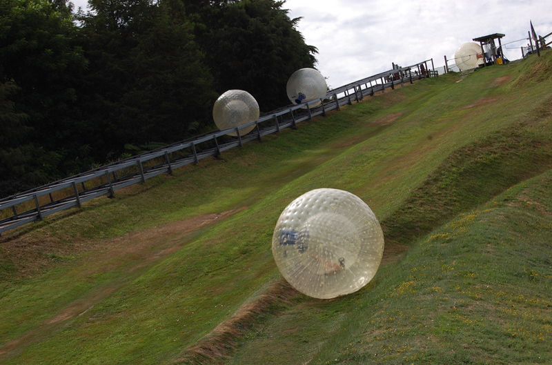 020909 Rotorua Zorbing 8x6 035