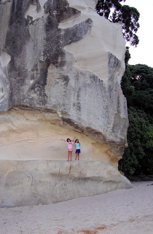 021309 Whitianga Cathedral Cove 8x6 018