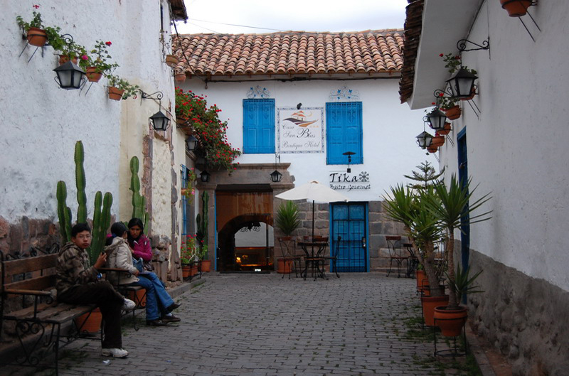 112508 Cuzco 8x6 017