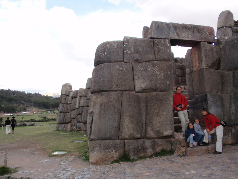 112608 Cuzco. Saqsaywaman+Coricancha 8x6 029