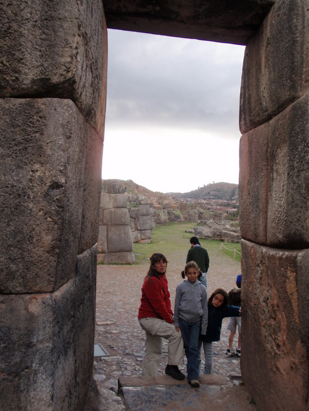 112608 Cuzco. Saqsaywaman+Coricancha 8x6 031