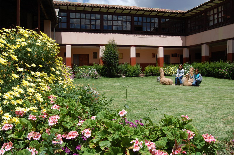 112808 Cuzco 8x6 001