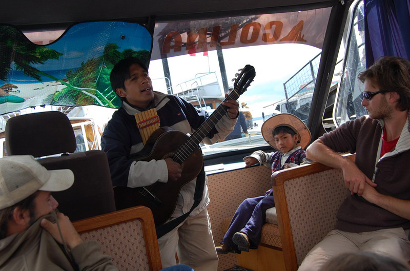 113008 Titicaca. Uros+Amantani 8x6 002.dat