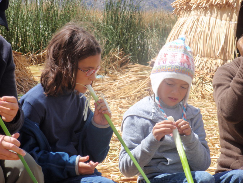 113008 Titicaca. Uros+Amantani 8x6 006.dat