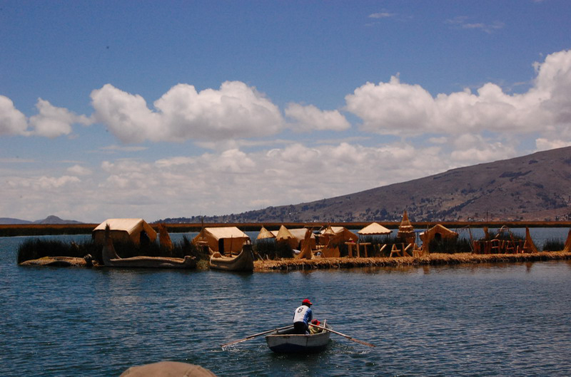 113008 Titicaca. Uros+Amantani 8x6 032.dat