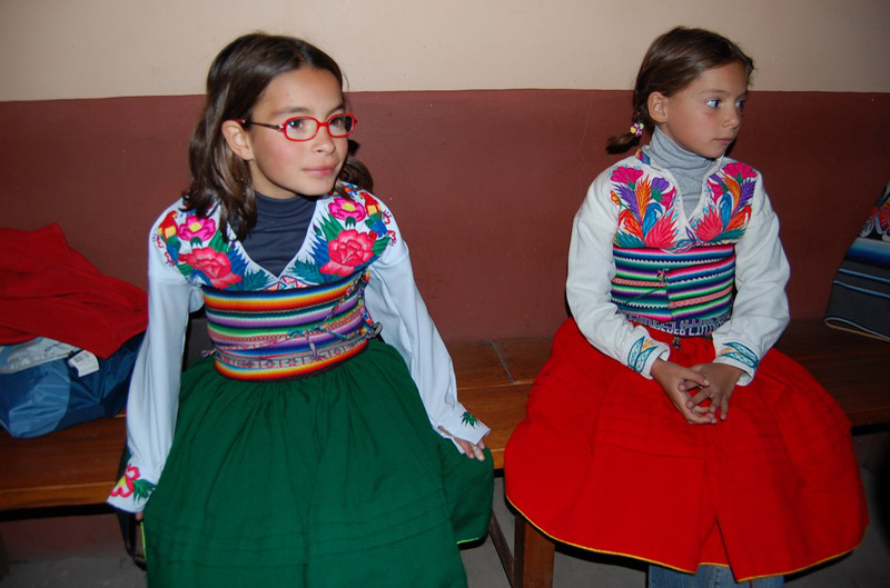 113008 Titicaca. Uros+Amantani 8x6 052.dat