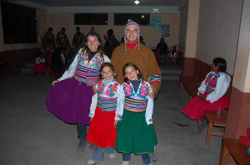 113008 Titicaca. Uros+Amantani 8x6 053.dat