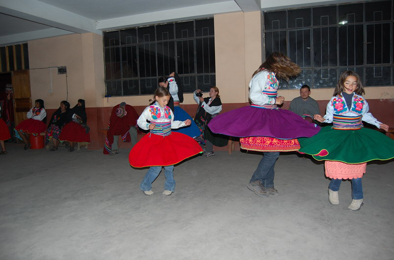 113008 Titicaca. Uros+Amantani 8x6 059.dat