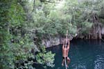 En el cenote Verde Lucero  083